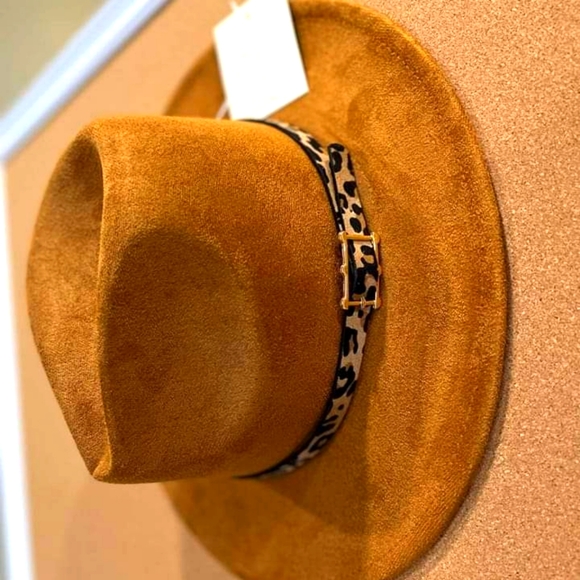 Hat - Picture 1 of 1